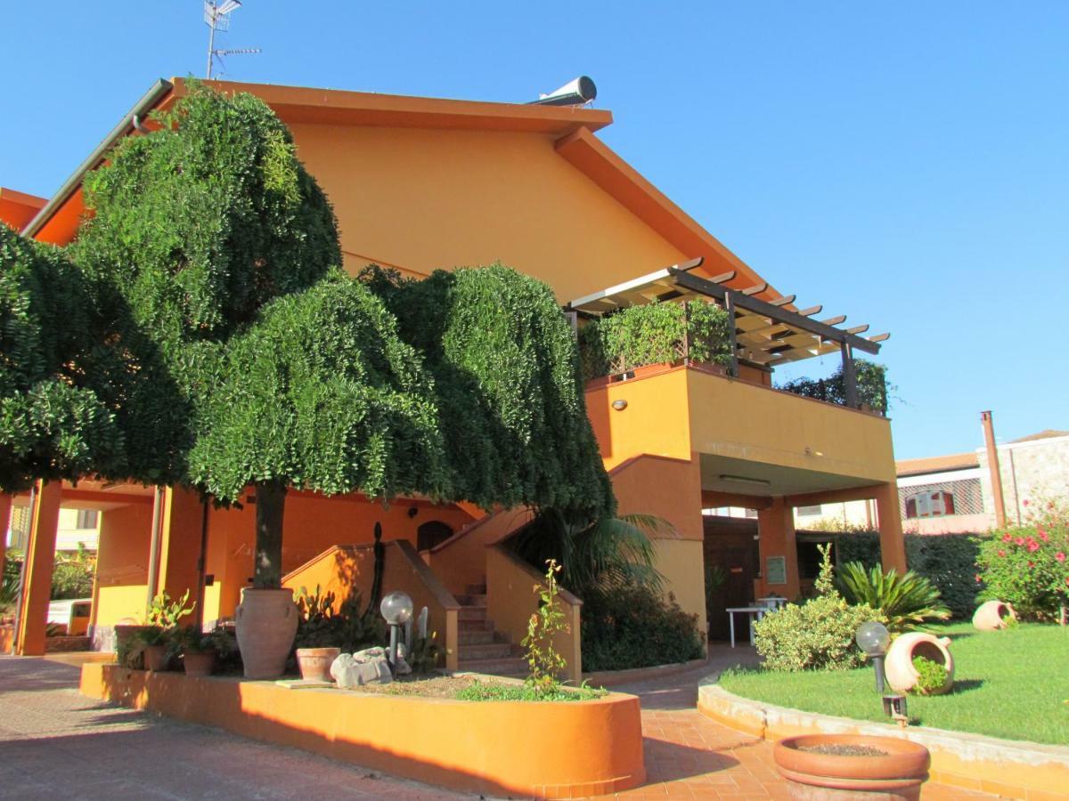 Casa Vacanze Villa Carmela Порто-Торрес Экстерьер фото
